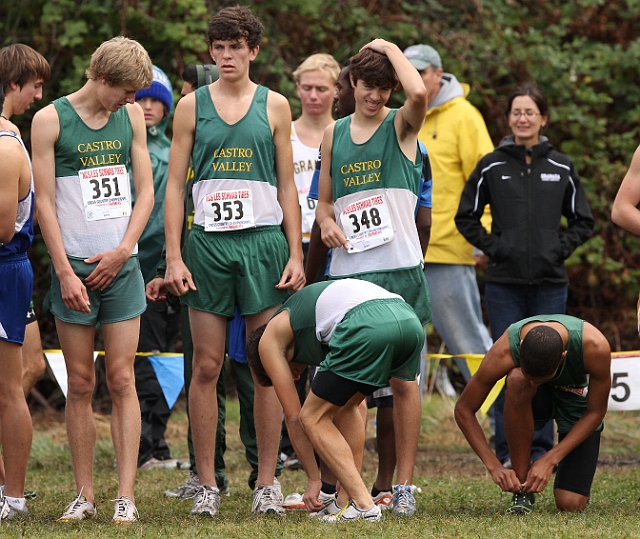 2010NCSXC BD1-1876.JPG - 2010 North Coast Section Cross Country Championships, Hayward High School, Hayward, California